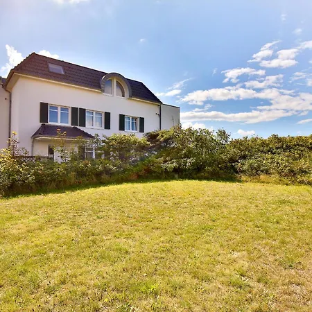 Haus Duenenblick 1 Apartment *