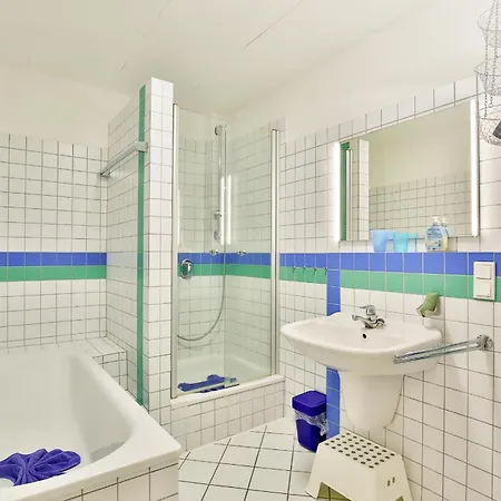 Apartment Haus Duenenblick 1 *