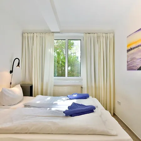 Haus Duenenblick 1 Apartment *